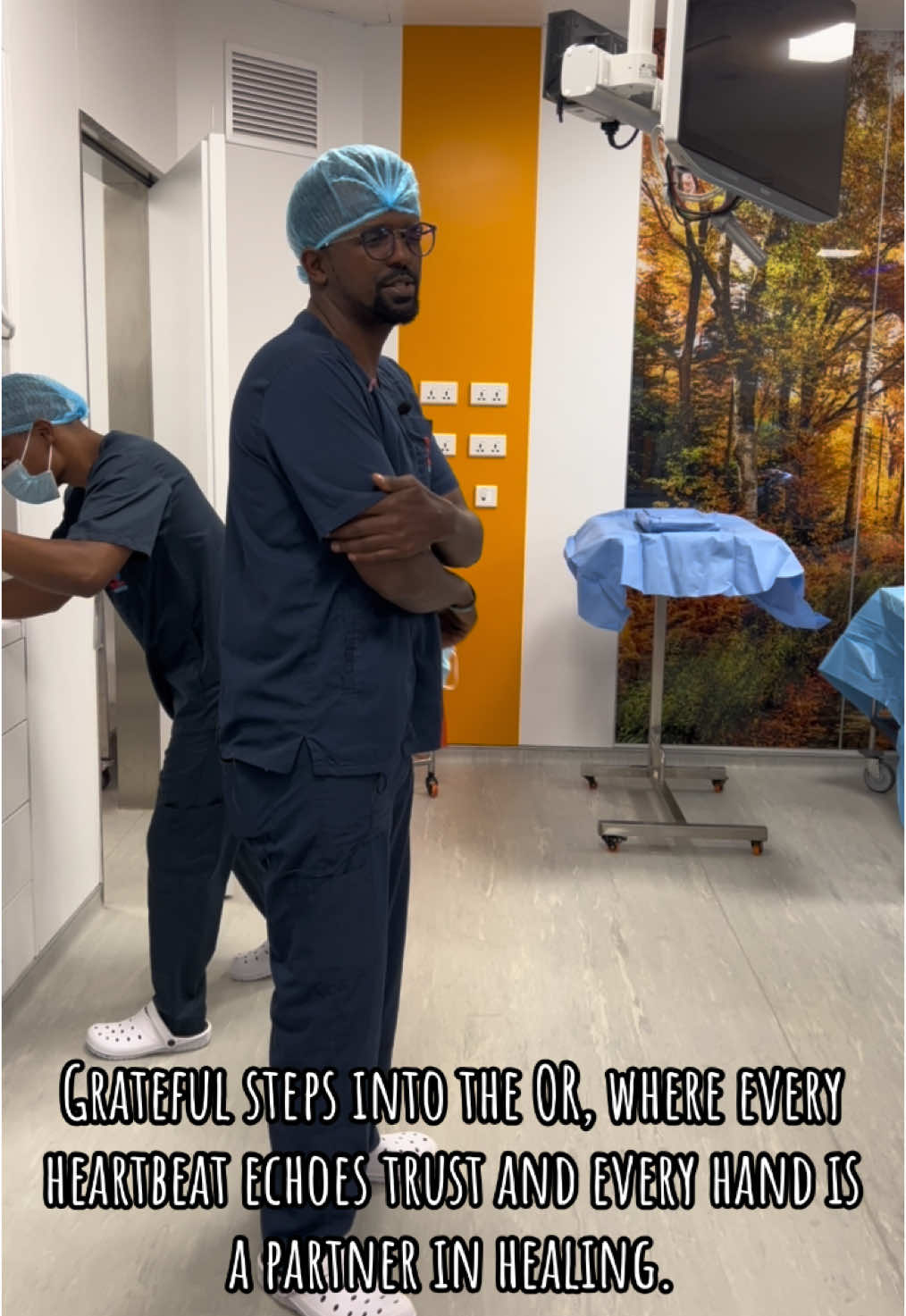 Grateful steps into the OR, where every heartbeat echoes trust and every hand is a partner in healing #surgeonslife #kenya #kenyantiktok🇰🇪 #gratitude #drjoenjagi #laparoscopicsurgery #drjoenjagi 