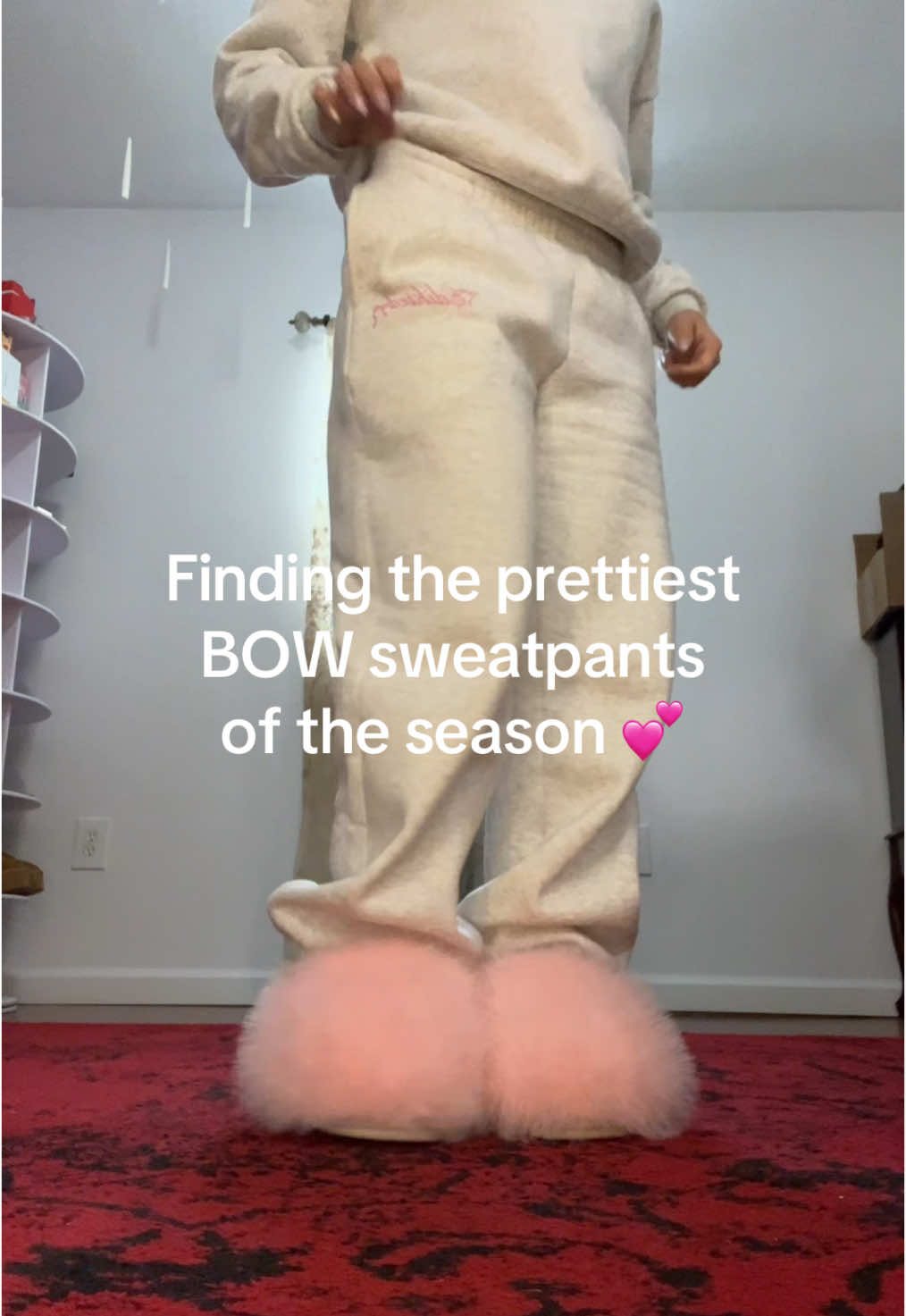 Finding the prettiest BOW pants of the season @Edikted #bow #sweats #sweatpants #sweatsuit #comfyclothes #prettyclothes #baggy #edikted #ediktedhaul #ediktedtryon #hoodie 