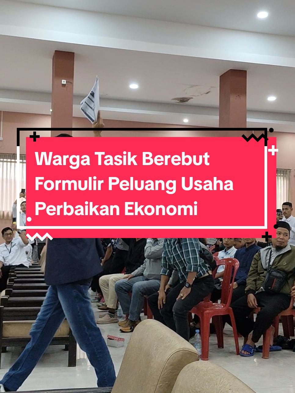 Warga Tasikmalaya Berebut Formulir Peluang Usaha Menuju Perubahan Ekonomi 🤩 #peluangbisnis #tasikmalaya #cipasung #bisnisviral 