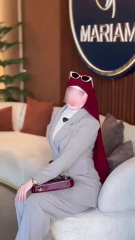 الطقم الانيق الي تحبو قطعتين سترة + كيلوت ❤️ نوع قماش دابل ايطالي💥 طول السترة 80 سم حقيقي كامل طول كيلوت 105 سم🔥 الوان ابيض  اسود  تركوازي نيلي رصاصي متوفر توصيل ٥ الاف الى جميع المحافظات  راسلونه على الخاص او واتساب 07721066880 ❄️ #مالي_خلق_احط_هاشتاقات🧢 #الشعب_الصيني_ماله_حل😂😂 #طقم #اكسبلور #لايكات #تابعوني #العراق 