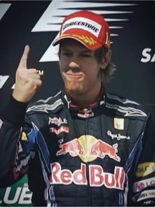 LET’S SEE THAT ! | #sebastianvettel #sebastianvettel5 #redbullracing #f1 #f1tiktok #f1community #fyp 