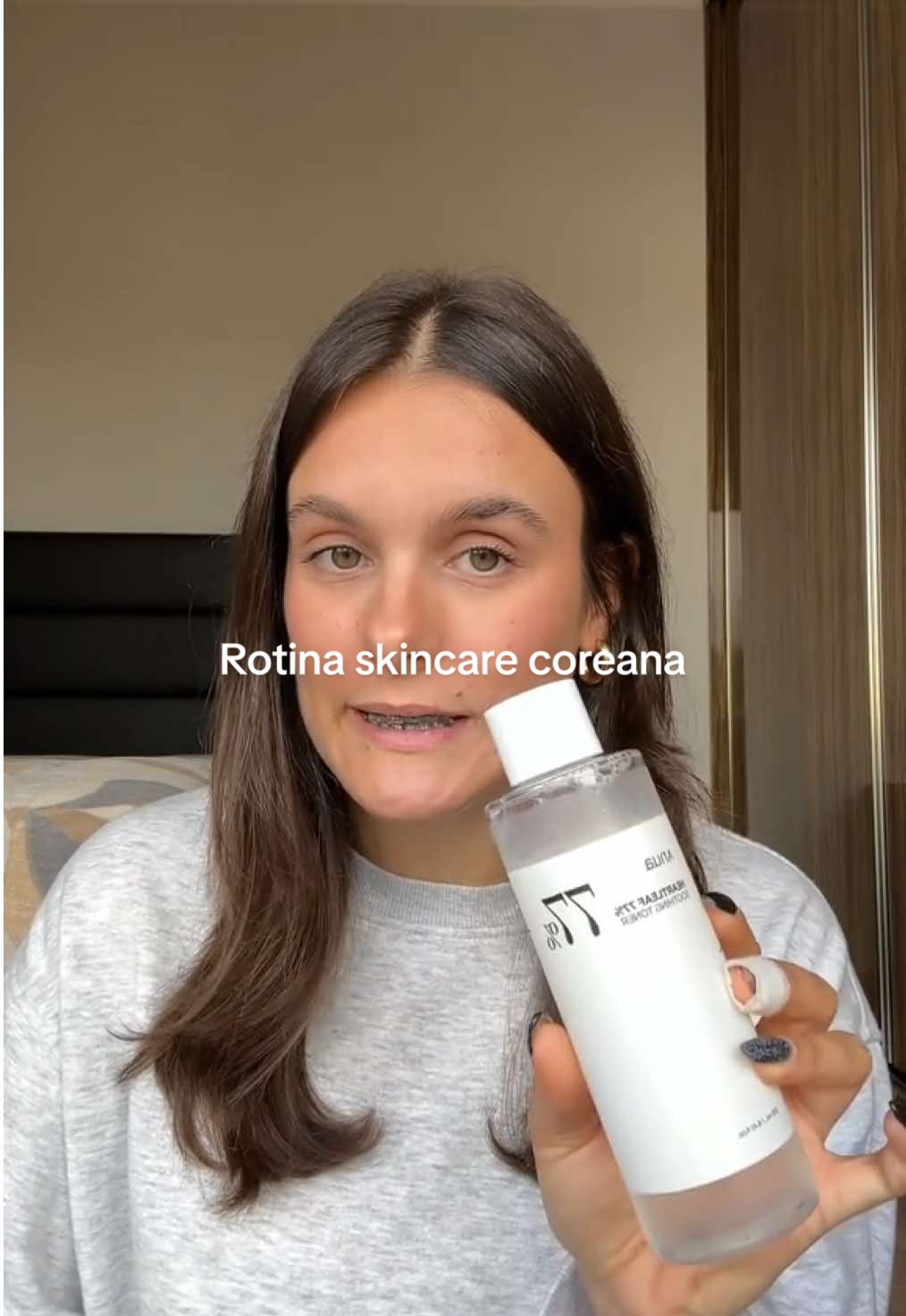 Rotina fácil de utilizar, em conta e eficaz ☺️ Os produtos são alguns dos que uso e foram só exemplos, claro que podem usar os que gostarem mais 🫶🏼 #koreanskincare#skincareroutinetips#kbeauty#skincare#koreanproducts 