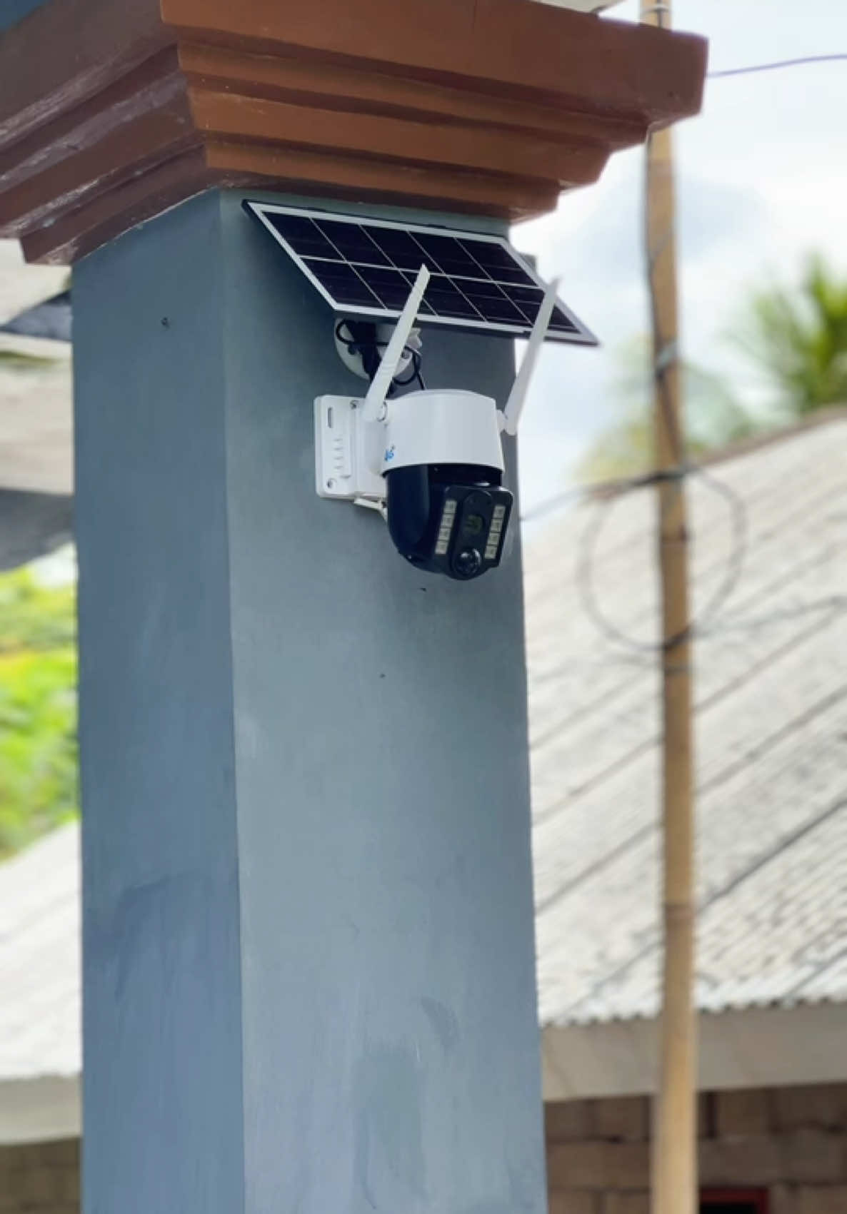 Cctv tenaga matahari yang tidak menggunakan WiFi dan tidak perlu colok ke listrik ini asli cctv ter gokil yang pernah aku punya #cctv #cctvtenagasurya #cctvsimcard #cctvoutdoor #cctvv380pro #cctvcamera #cctvsolar 