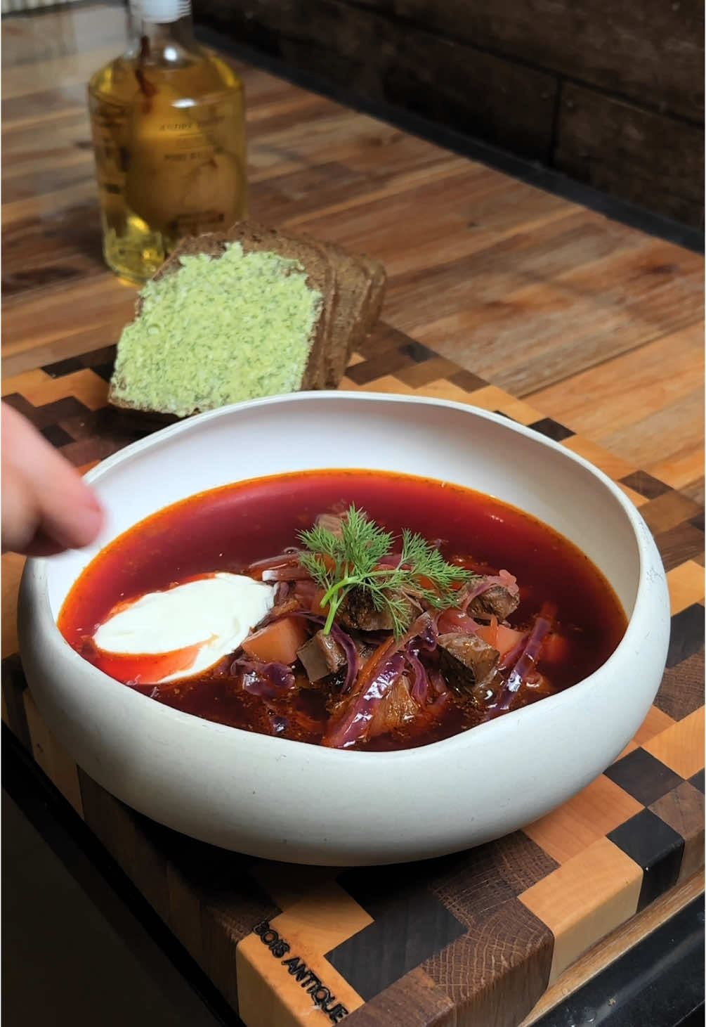 Borscht/борщ🇺🇦🇷🇺 #борщ #russian #ukraine #soup #EasyRecipe #EasyRecipes #asmrfood #comfortfood #recipesoftiktok #homecooking #DinnerIdeas #dinner #dinnerwithme #dinnertime #FoodTok #cooktok #cooking 