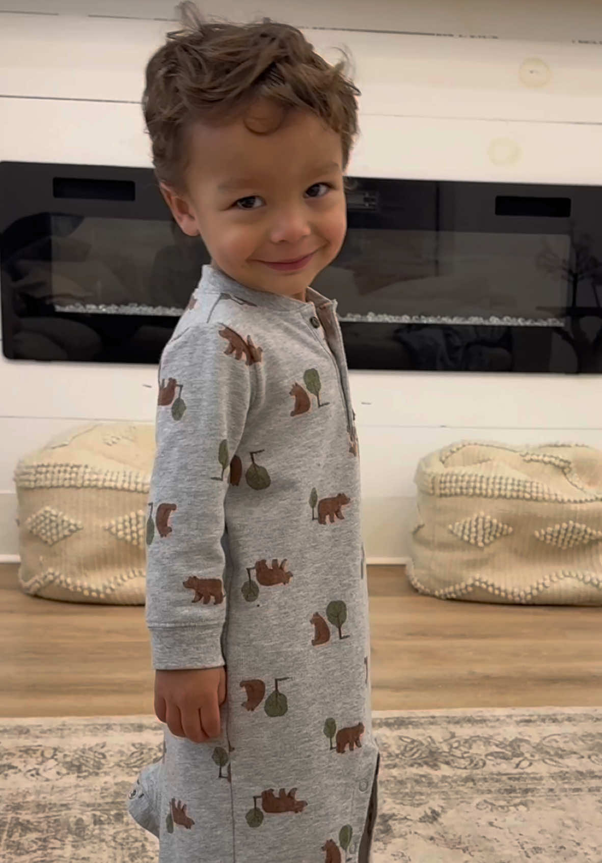 But why is running into the couch Preston’s go to “dance move” 😭🤣 #okaybaby #foryou #toddlersoftiktok #funnyvideo #feralboys #cutekids 