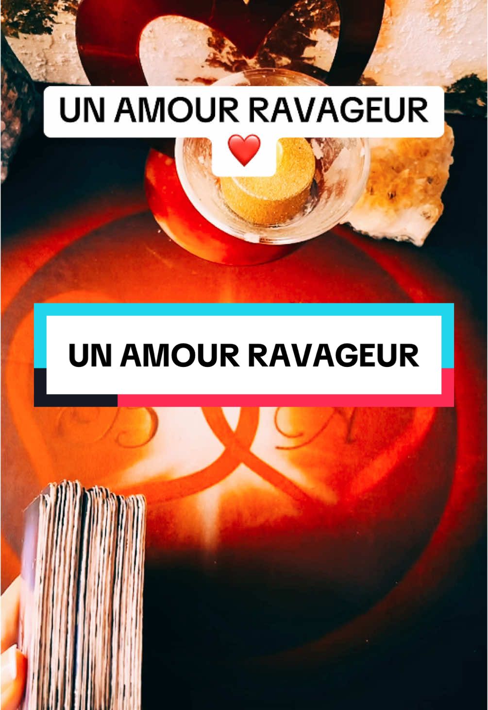 #creatorsearchinsights #tiragedecarte #voyance #amour 