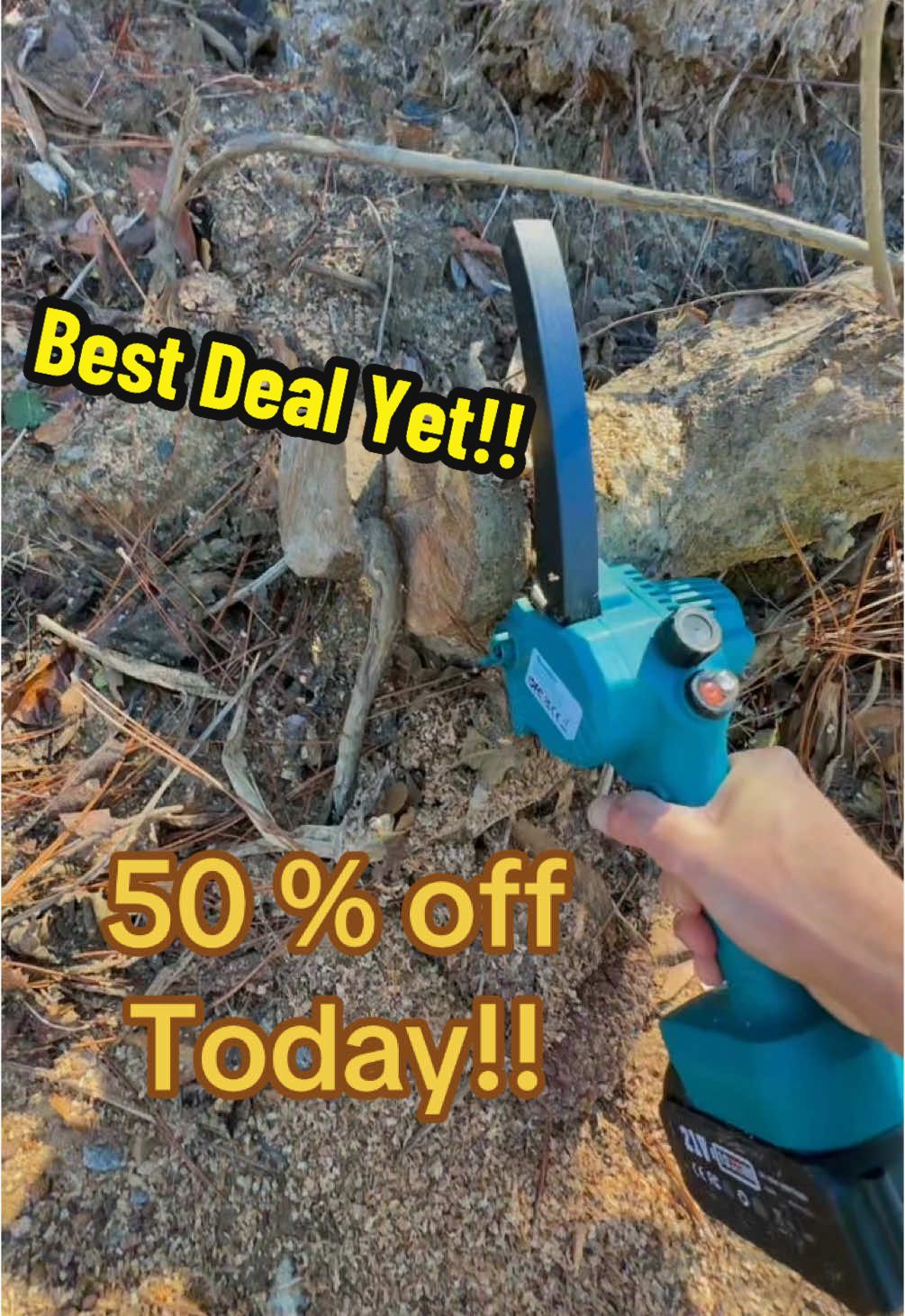 Seesii 8 inch chainsaw is a Portable beast that will fit just about anywhere! Great deal right now as well! #chainsaw #yardwork #pruning #saw #fyp 