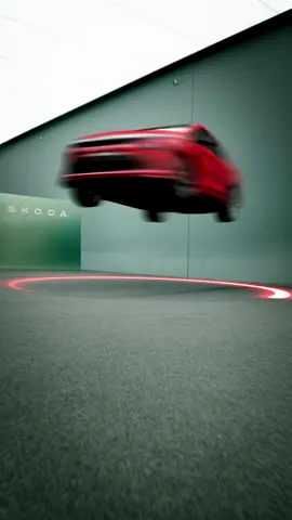 Der neue Enyaq. Neue Designsprache, optimierte Aerodynamik, mehr Reichweite und mehr Serienausstattung. Jetzt konfigurieren! Link in Bio. #skoda #enyaq #cars #automotive #auto #eauto