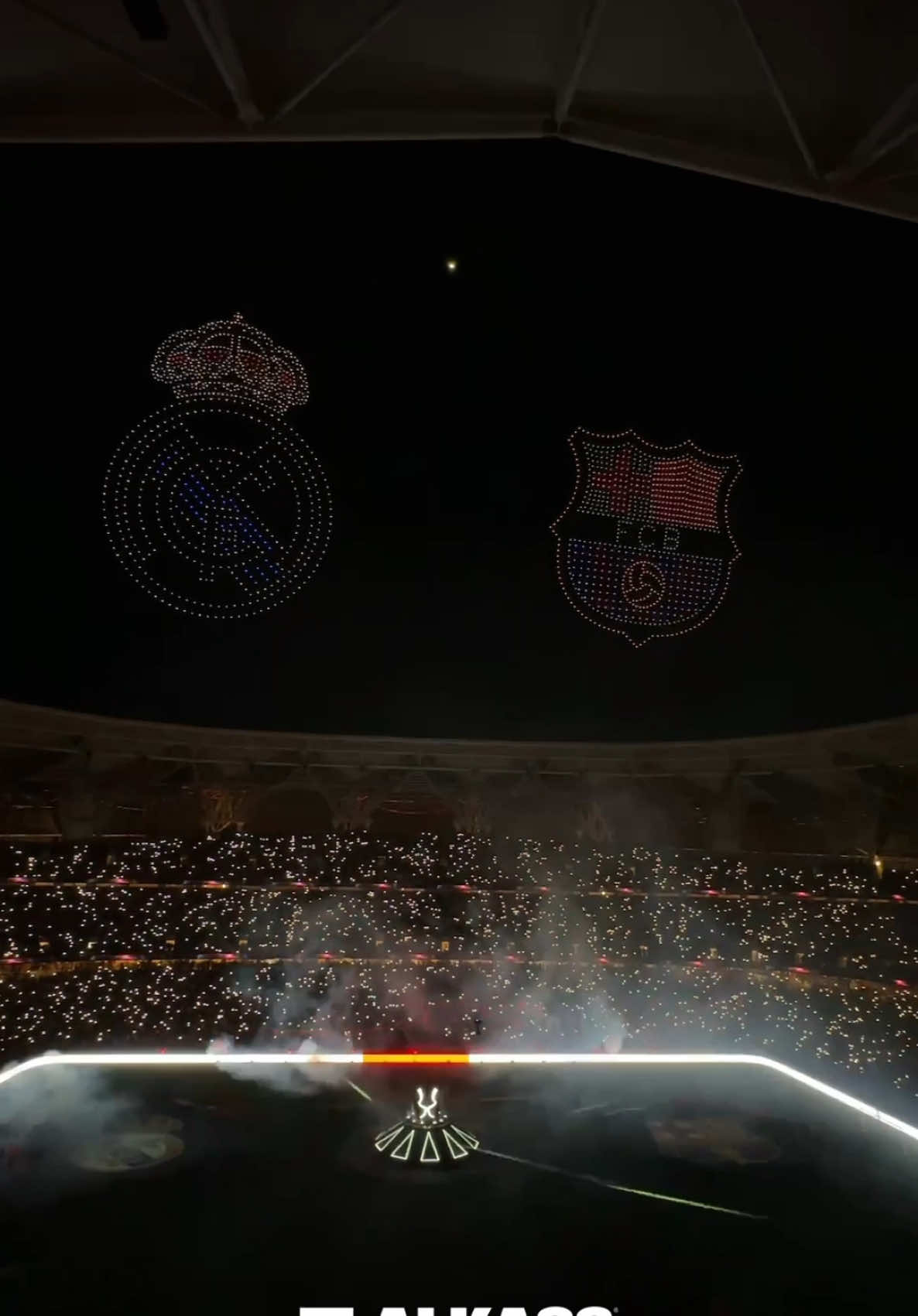 🎙️ شوف | الأجواء من ملعب الجوهرة المشعة بجدة قبل إنطلاق الكلاسيكو الكبير بين #ريال_مدريد و #برشلونة في نهائي كأس السوبر الاسباني #قنوات_الكاس  #كأس_السوبر_الإسباني #الرياضة_على_تيك_توك 