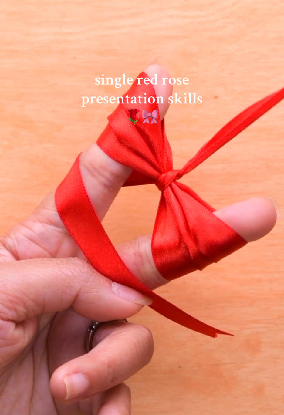 Step 1: Tie the perfect bow. Step 2: Get the girl. 🌹🎀💋#blossom #rose #singlerose #bouquet #perfectbow #bowtutorial #bouquettutorial #redrose #ValentinesDay #valentine