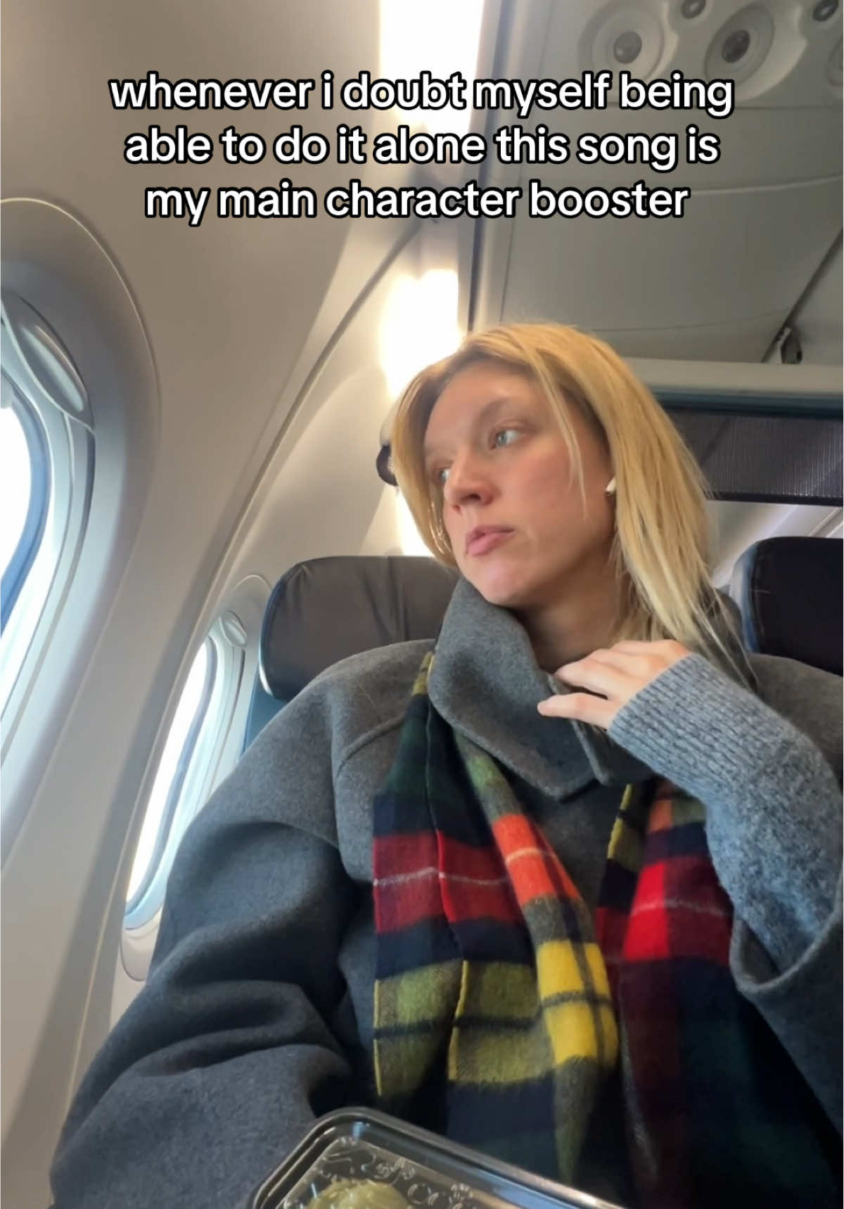 mulan haircut is such a ’I can do it’ booster 🐉🎧 babes also follow my ig: emeliekholm if you haven’t yet #mulan #soundtrack #mulandisney #maincharacter #booster #music #swedish #army #travel #airplane #travelmusic #fyp 