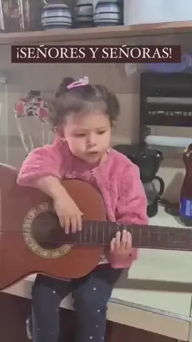 señores y señoras#parati #viralvideos #niñoscantando #niños #niñas 