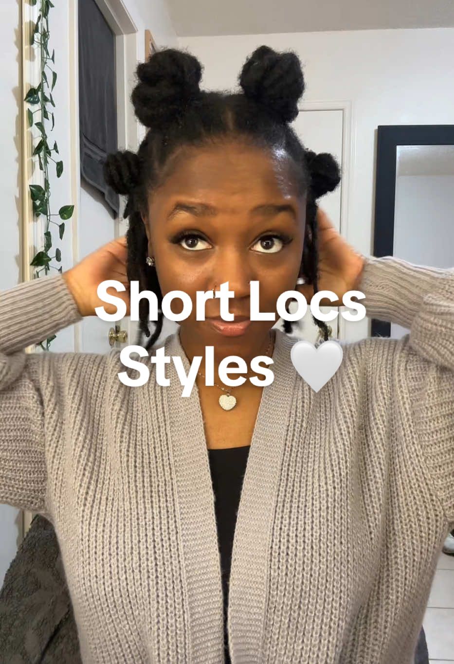 don’t comb them locs out 🫶🏾🥰 #fyp #locs #locgirlies 