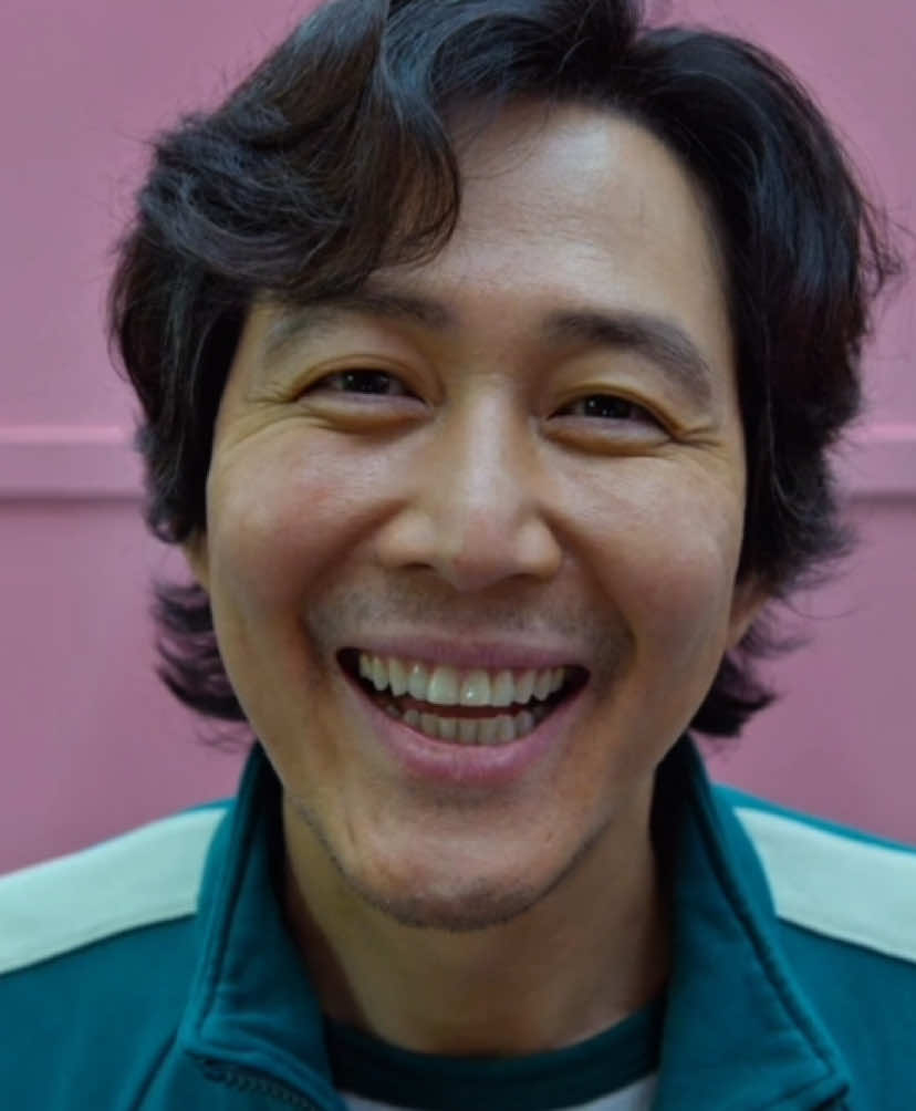 Smile 🥹 #squidgame #player456 #blowthisup? #viral #fyp #leejungjae #CapCut 