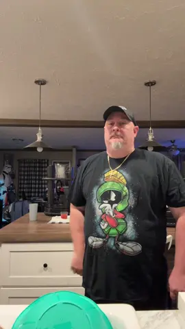 She stole tha show!!! #biggfatt #foryoupage #comedy #comedyvideo #funny #laugh #pranks #family #couple #genx #zackstrong 