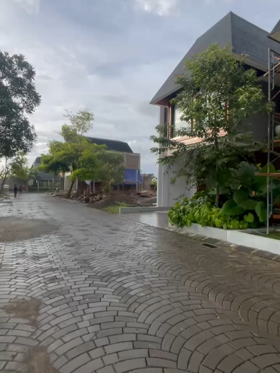 Rumah Dekat Transmart Maguwoharjo #rumahdijualjogja #rumah2025 #foryoupage #viral #fyp #foryou #rumahdijual #jualrumah #jualrumahjogja #carirumah #carirumahjogja #rumahsleman #rumahjogja #rumahbantul #realestate #property #rumahminimalis #rumahminimalisjogja #rumahkontemporer #desainrumah #inspirasirumah #konstruksi #kontraktor #realestateagent #marketing #digitalmarketing #universitasgadjahmada #universitasislamindonesia #sleman #jogja #mahasiswajogja 