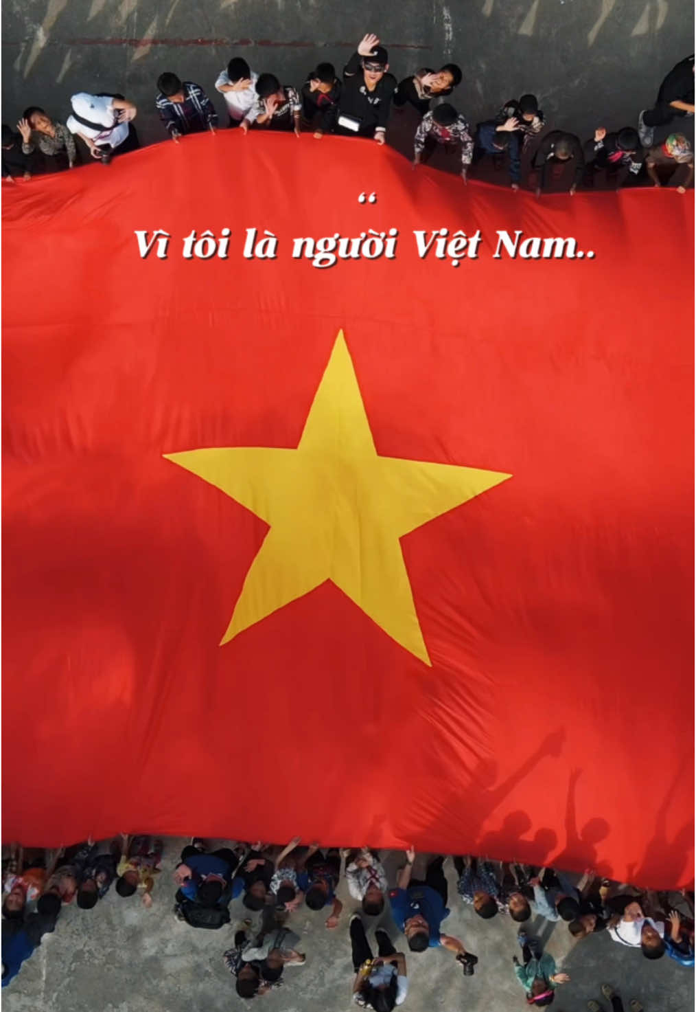 ‘’Vì tôi là người Việt Nam, sẽ ‘’SỐNG CHẾT’’ với nước Việt Nam’’. Câu nói trong bài phát biểu của cụ Nguyễn Đình Tư khiến mình rưng rưng nước mắt và thật sự rất truyền cảm hứng.  #tuhaodantoc #tuhaovietnam #wechoiceawards2024 #vietnamtoiyeu 