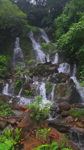 Air terjun Bantimurung Punranga, Barru, Sulsel #airterjun #barru #sulsel #visitsulsel #waterfall #hunting #alam #eksplore #trip #fyp #trip #videoviral #jalanjalan #jjs 