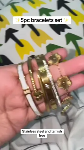 #braceletstacks #dupesbracelet #bracelets #jewellery #spotlightdeals #foryoudays #tiktokshopfinds #tiktokmademebuyit #tarnishfreejewelry 