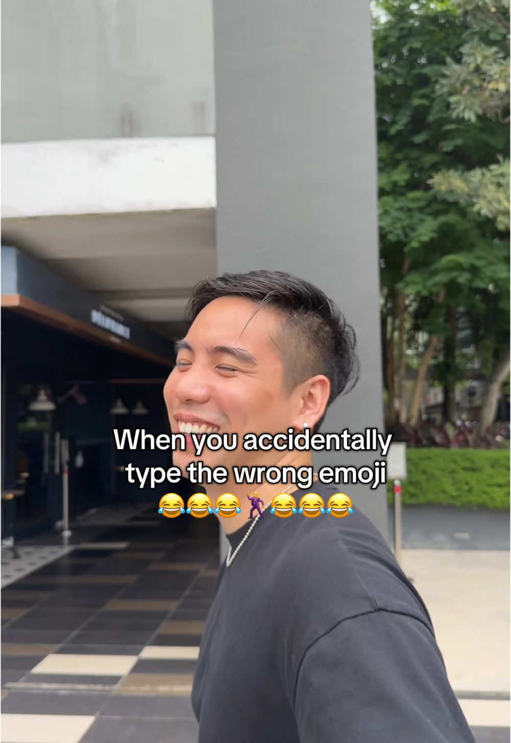 Happens with typos and spelling checks 😏 #relatable #funnytiktok #dance 