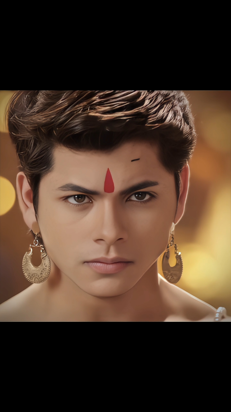 ganteng ga guys pangeran bindusara?? #siddharthnigam #siddharth #indialovers #bindusaradharma #chandranandini #cowoganteng 