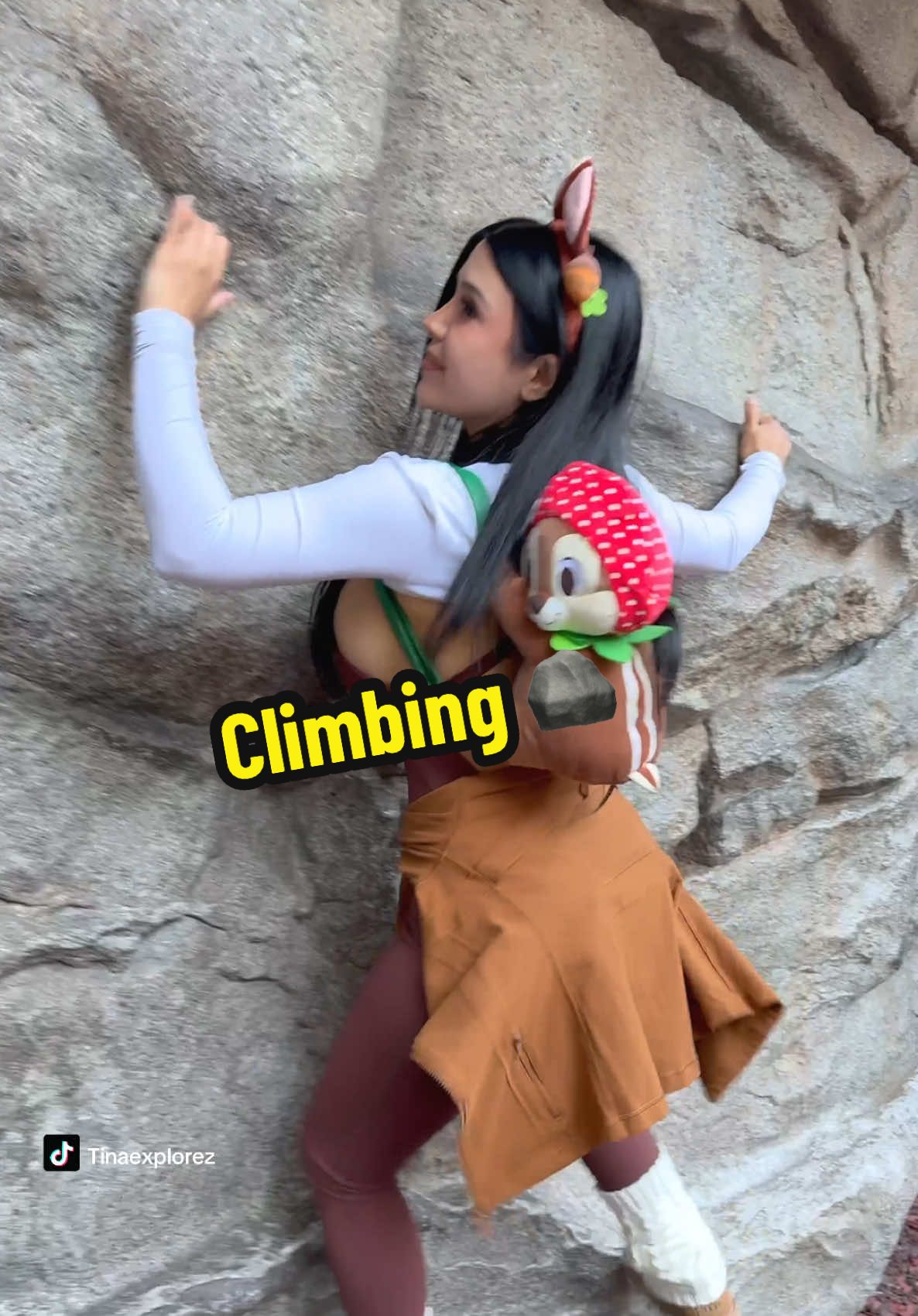 This is why I’ll never climb 🧗 #viral #OOTD #rockclimb #disneyland #disneytiktok #dca 