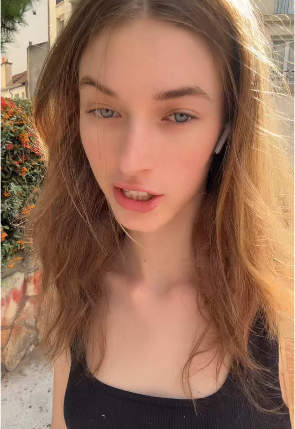 i literally cannot wait for fashion week again oml. also i just like her accent in the audio this is NOT my mindset fr 😭😭😭 #paris #parisfashionweek #model #modellife #models #springsummer2025 #ss25 #autumnwinter2026 #aw26 #castingoutfit #modelcasting 