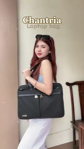A perfect on-the-go Laptop bag from Chantria! 🌸 Check out now #chantria #chantriabags #laptopbag 