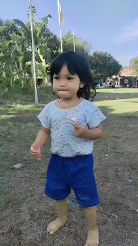 _#viraltiktok #lewatberanda #fypage #like *#viralvideo 