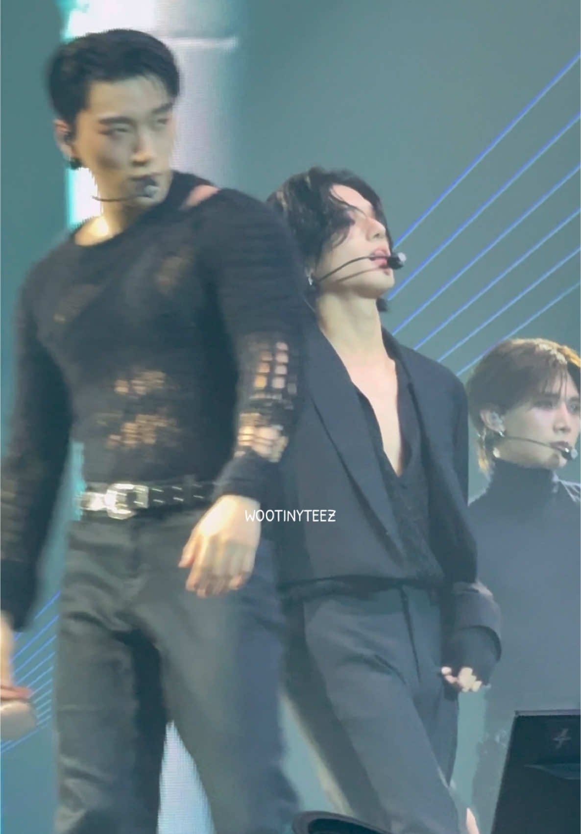 wait for it... 😮‍💨🥵 #woosan #wooyoung #san #ateez #woosanedit  all my wooyoung focus concert videos ended up turning into woosan fancams because they're always next to each other🤣 not complaining though hehe, i think i'm going to make a lil sansang video next or maybe matz👀 #jungwooyoung #choisan #ateezsan #ateezwooyoung #wooyoungedit #choisanedit #ateezsanedit #sanateezedit #wooyoungateez #ateezedit 