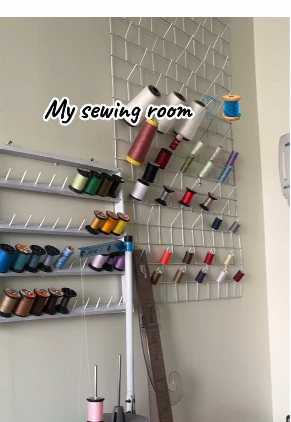 my sewing room tour🪡🧵❤️#sewing #sewingroom #newyearnewroom 