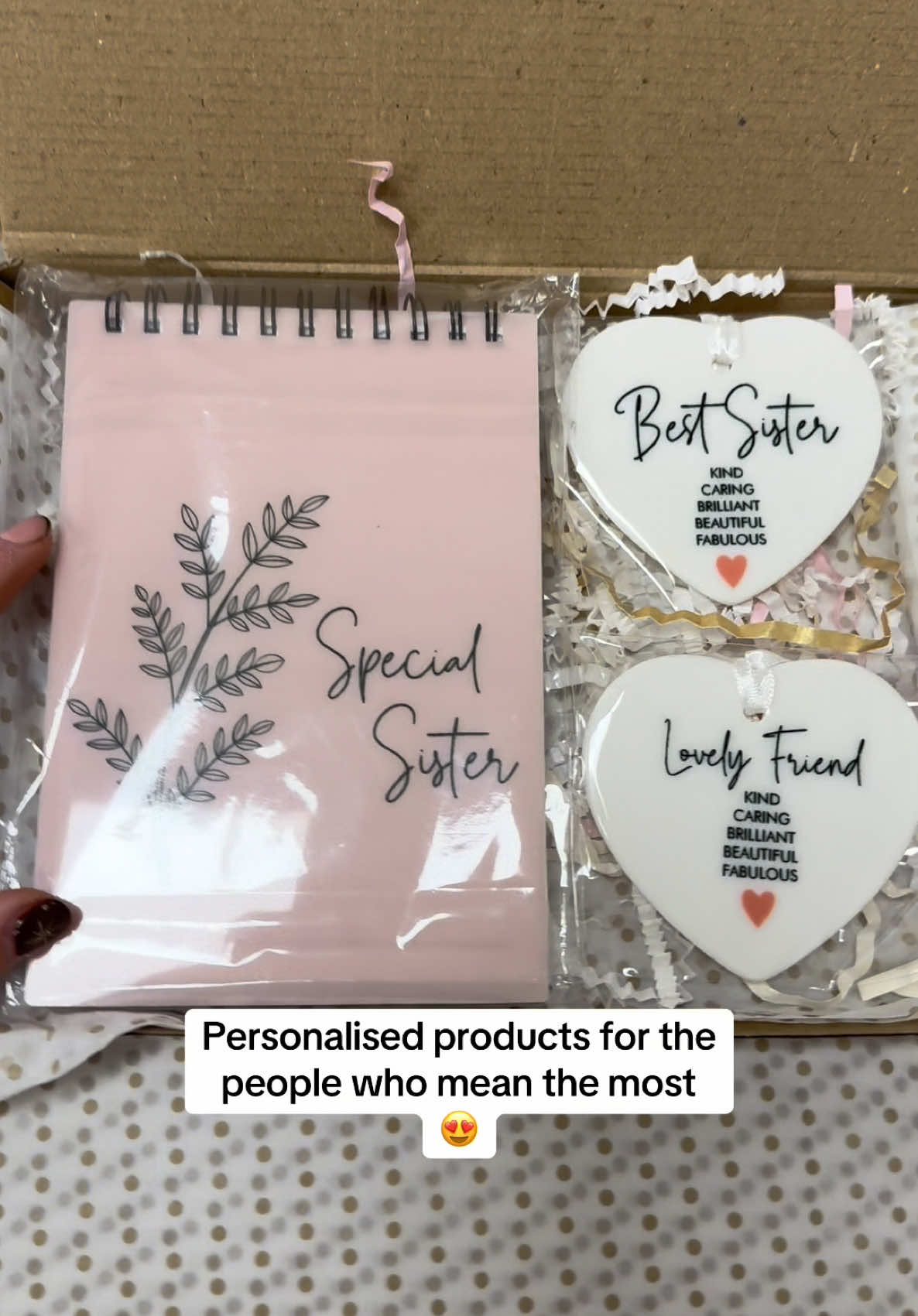 Create a gift for someone special ❤️ #fyp #beseen #viraltiktokvideo #personalisedgift 