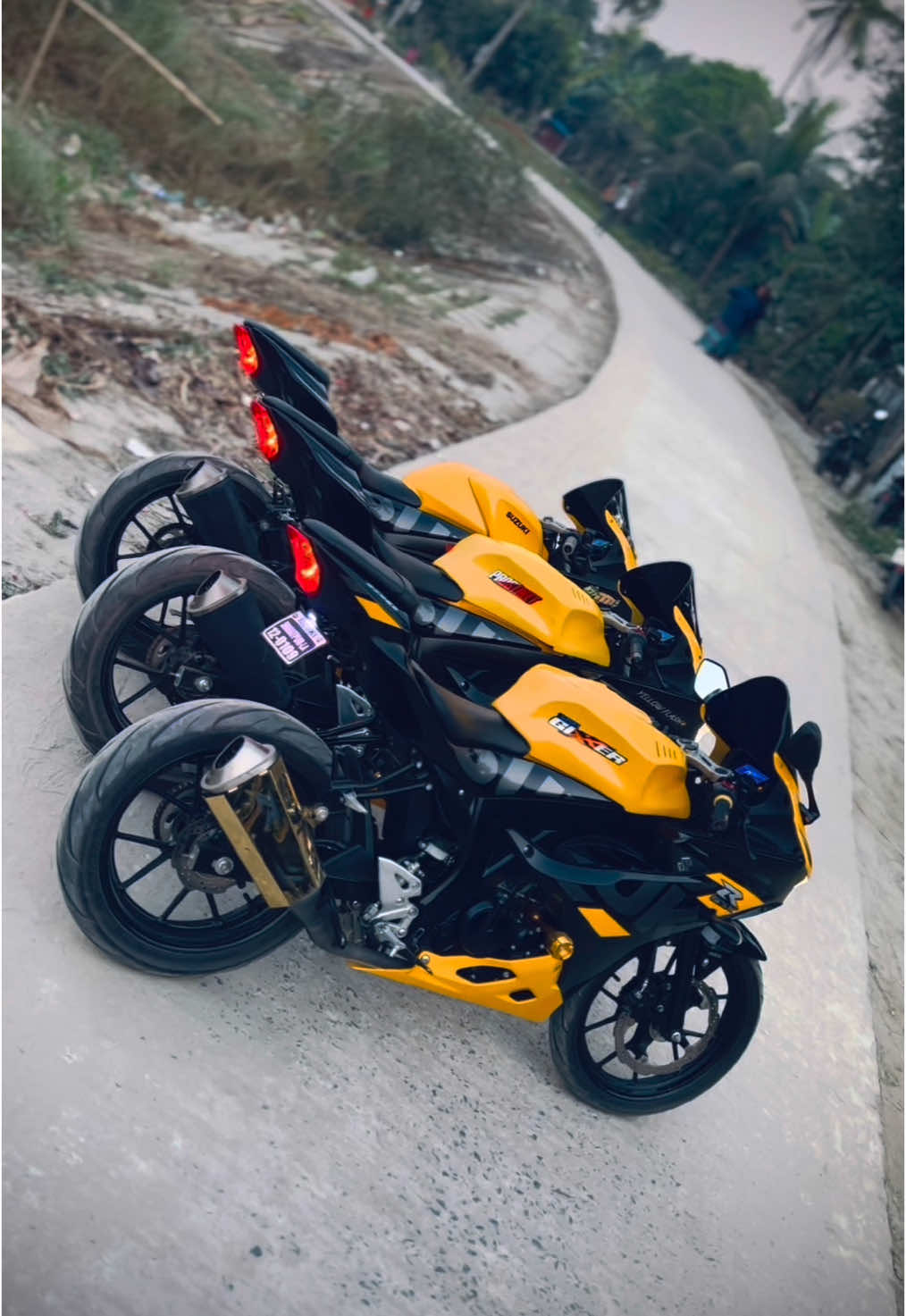 3 BROTHERS #bangladesh🇧🇩 #foryou #gsxrlover🔥❤️ #viralvideo#yellowflash⚡️#CapCut 