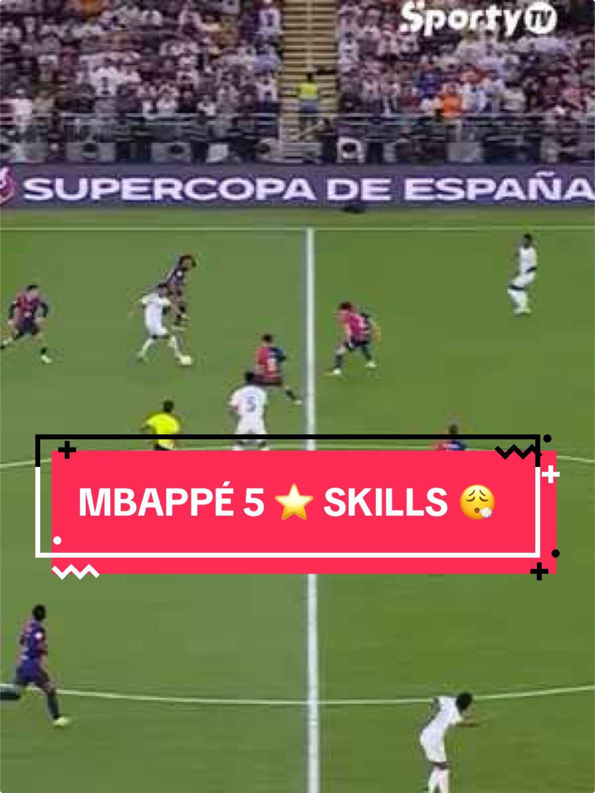 MBAPPÉ VS. BARÇA DEFENSE!!!💫 Incredible Mbappé dribbling to create the counterattack. 😱 #fcbarcelona #realmadridfc #sportsontiktok #africanfootball 