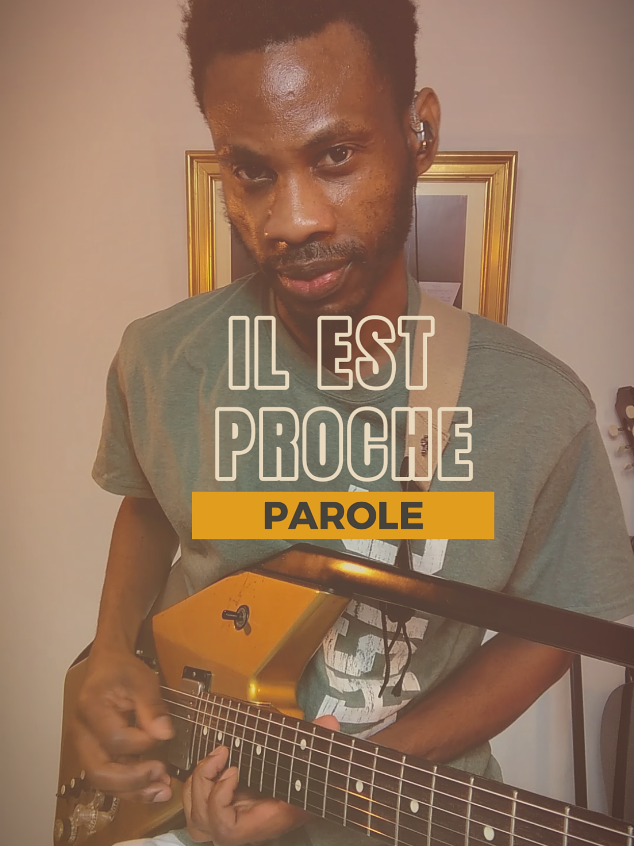 Il est proche 