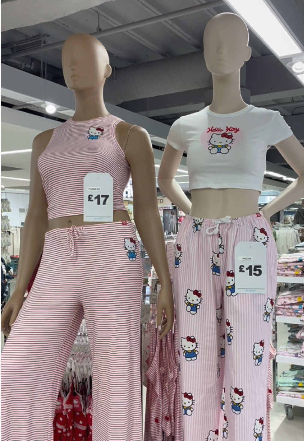 Hello Kitty nightwear trend 🎀 #primarkcardiff #primark #cardiff #visualmerchandising #visualmerchandiser #vm #primarkvm #whatgoodlookslike #primarkfashion #powerofvm #primarkpyjamas #hellokitty #primarkhellokitty #hellokittyandfriends #hellokittylover 