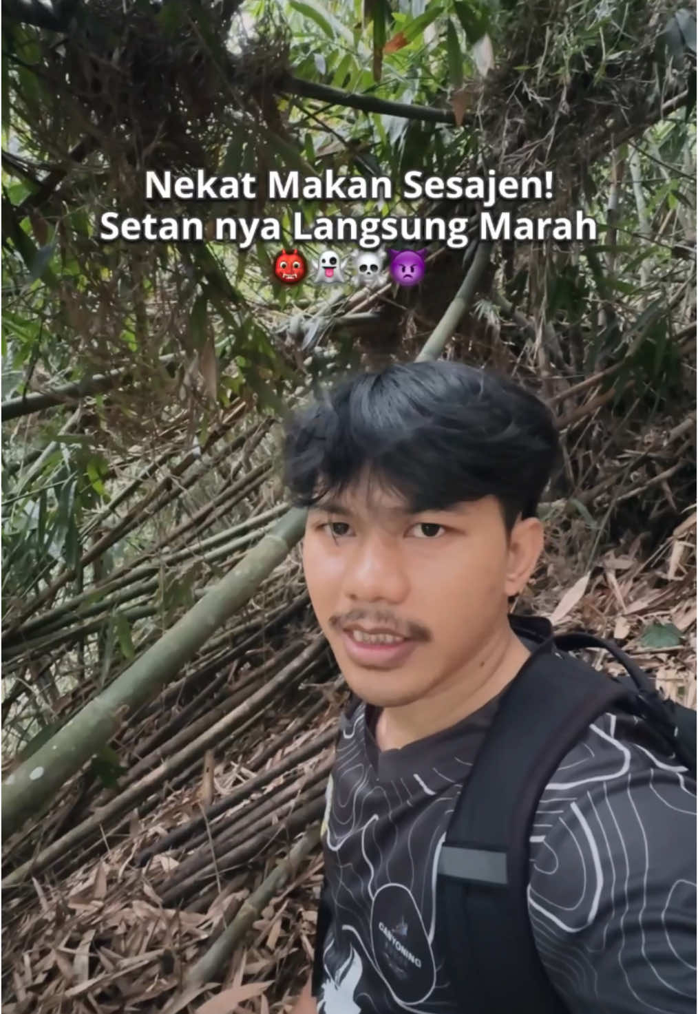 Maaf mba Kunti saya juga Laper!☠️ Jangan Nangis Marah! #fyp #fypage #fypシ #masukberanda #xyzbca #solohiking #ceritahoror #ceritagunung #serem #pendaki #pendakigunung #pendakigunungindonesia #exploregunung #gunungsalak #hutan #hutanlarangan #kuntilanak #gunung #mitos 