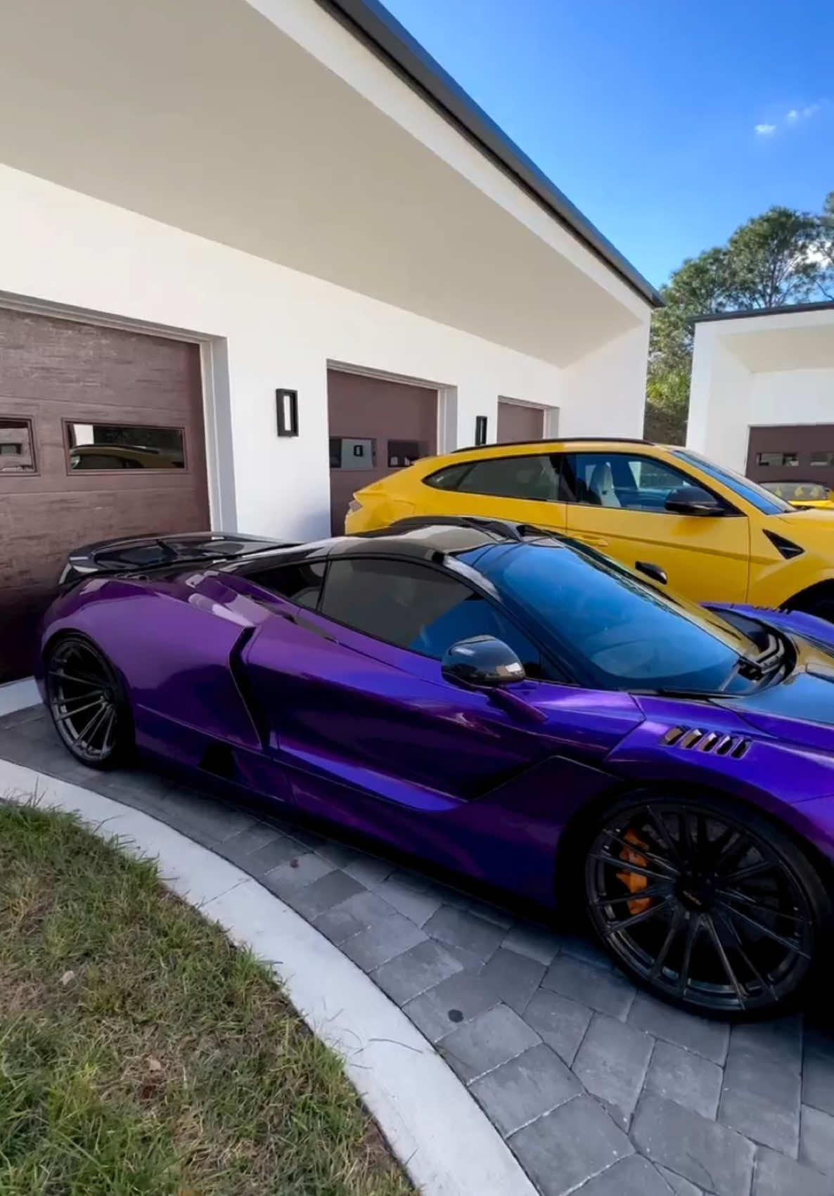 Millionnaire Life ✨#Lifestyle #flypシ #luxurylife #Billionaire #CapCut #money #millionaire #california #videoviral #rich #fyp #supercar 
