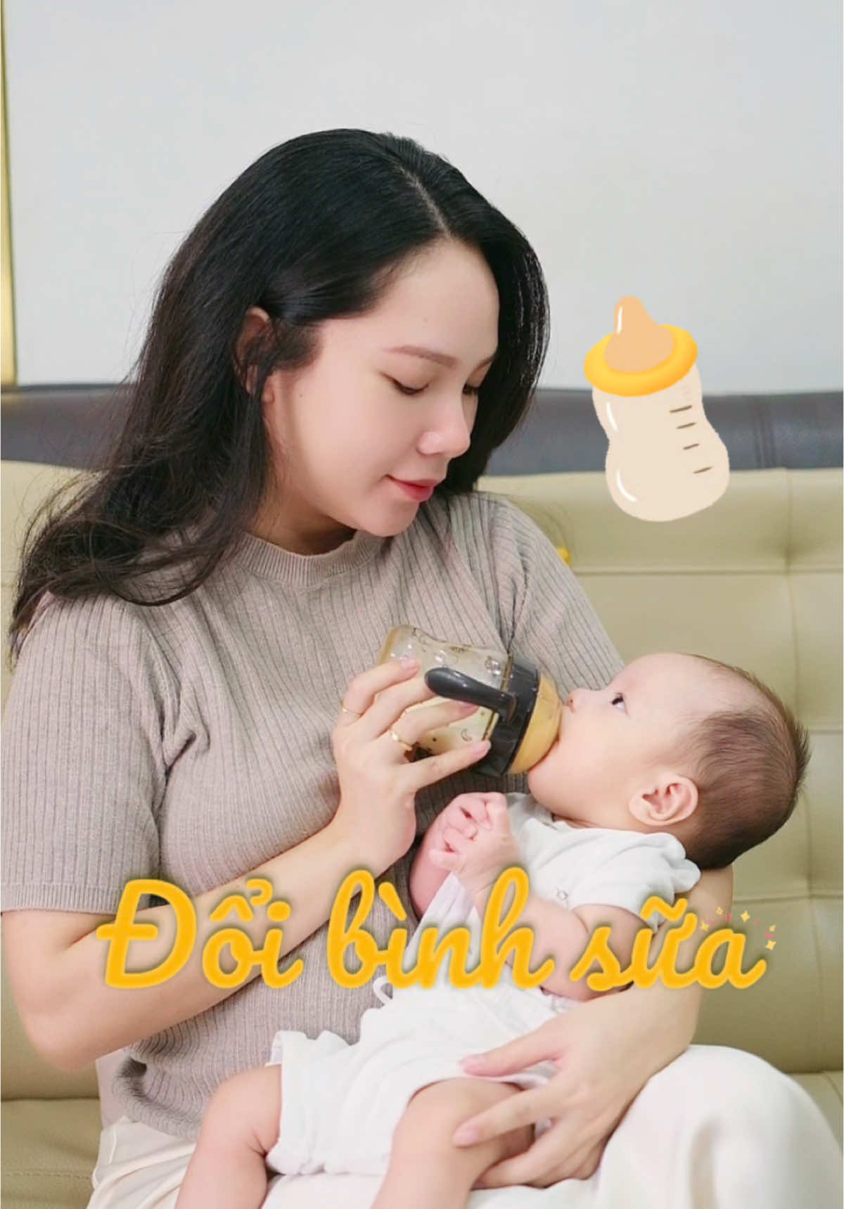 Bé không chịu ti sữa!!! mon thử đổi bình sữa cho con xem sao nhen. Trộm vía từ ngày đổi bình, em Ron ti ngoan hẳn lunnn #harrydiary #mebimreview #Kamidi #KamidiHieudieumemuon #binhsuaKamidi #GalaxyKamidi