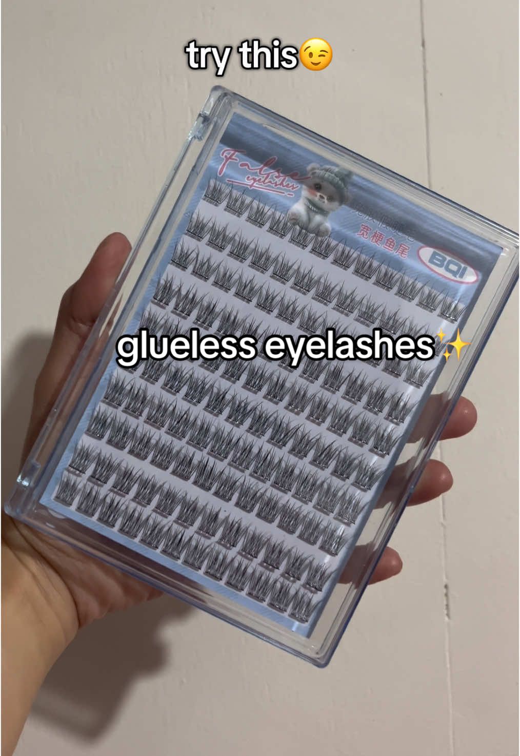 Eyelashes in seconds with this‼️😍✨ #clusterlashes #gluefreeeyelashes #eyelashes #falseeyelashes #fyp #eyelashextension #diyeyelashextensions 