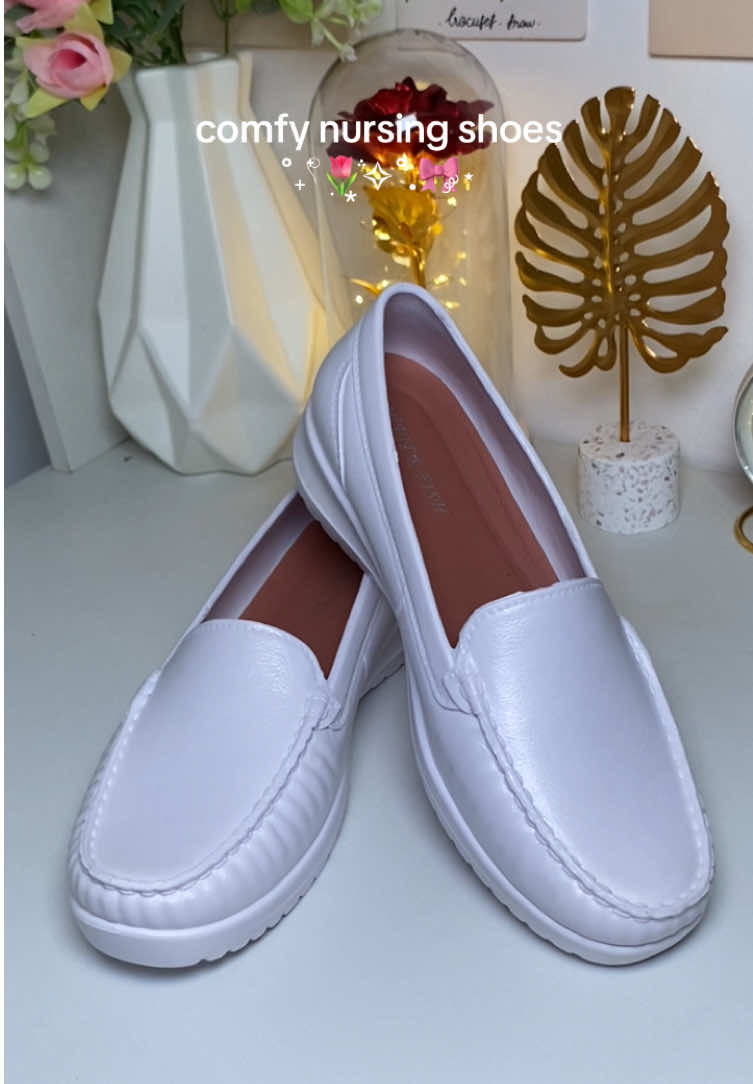 Got my new white nursing shoes! ˚˖𓍢ִ໋🌷͙֒✧˚.🎀༘⋆ #shoes #nursingshoes #whiteshoes #shoesfornursing #nursingshoesrecommendation #clinicalshoes #nursingstudent #nursingstudentmusthave #fyp #foryou 