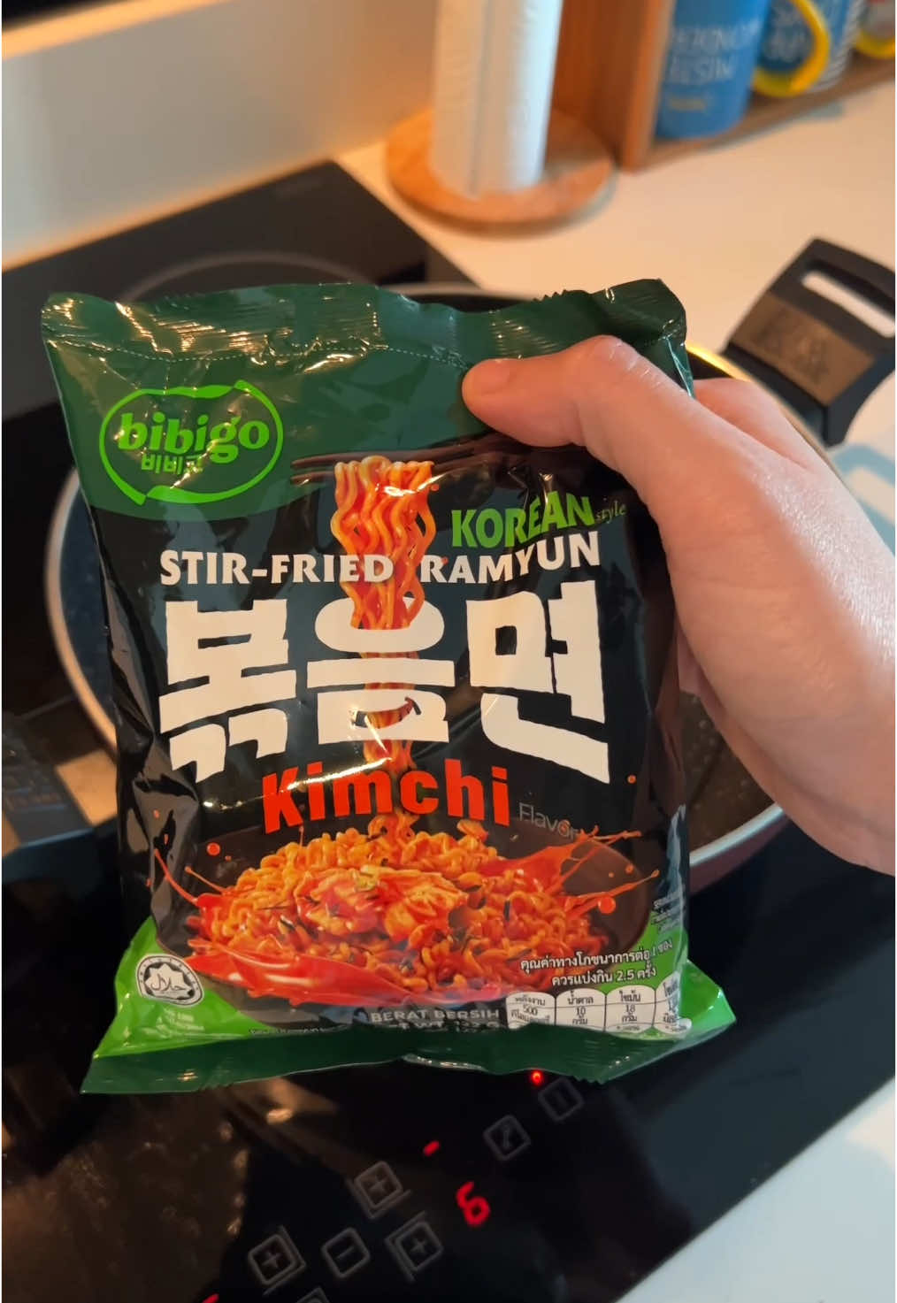 Stir fried ramen kimchi flavor with cheese #เข้าครัวtiktok #ห้องครัวtiktok #asmrfood #ramyeon 