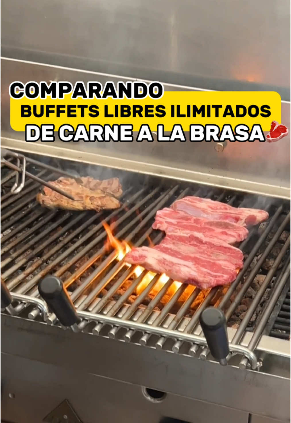 ¡Descubre con nosotros dos increíbles buffets libres de carne a la brasa en Besalú, al final te decimos nuestro favorito! 😋 Primero: El buffet libre ILIMITADO con carnes a la brasa 🥩 de Castell de Besalú Ofrecen más de 60 variedades como: 🧀 Quesos 🍦 Máquina para hacer helado soft 🧇 Gofres con dispensador de Nutella Además, encontrarás trinxat de la Cerdanya, macarrones, canelones, morcilla, escudella, ensaladas, arroces, pescado… 💰 Precios: 21,80 € entre semana 26 € fines de semana, festivos y vísperas de festivo Información adicional: ⏰ Abren de 12h a 16h ✍🏼 Reserva imprescindible 🥤 Bebida ilimitada (cafés, vino, agua, refrescos…) 📍 Carrer del Pont, 2, 17850 Besalú, Girona Segundo: El buffet libre de @restaurantoliveras, conocido por su comida casera y ambiente acogedor, menos masificado que el anterior, pero más apartado del centro de Besalú. Ofrecen una amplia variedad de platos, incluyendo carne a la brasa, ensaladas, platos fríos y calientes, y postres. 💰 Precios: 20 € entre semana, incluyendo bebida y café 32 € findes y festivos Información adicional: ⏰ Abierto todos los días 📍 Carrer de Pau Claris, 13, 17850 Besalú, Girona Nuestra opinión: Aunque ambos estaban muy buenos, nos gustó más el segundo porque estaba menos masificado y la calidad nos pareció algo mejor. Además, aunque está más apartado, ¡merece totalmente la pena! 🏞️ ¿Y tú, con cuál te quedarías? 🤔 #castelldebesalu #restaurantoliveras #besalu #besalú #carne #meat #buffet #buffetlibre #sogood #deliciousfood #foodiesbcn #bcn #girona #catalunya #catalunyaexperience #medieval #quesos #postres #chocolate #sopa 