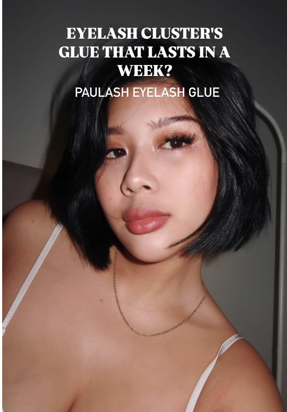 Eyelash Clusters Glue that lasts A week??? Sana Magkaroon na kayo ng stocks! @Paulash   🎀 umaabot 7 days gurlieeees