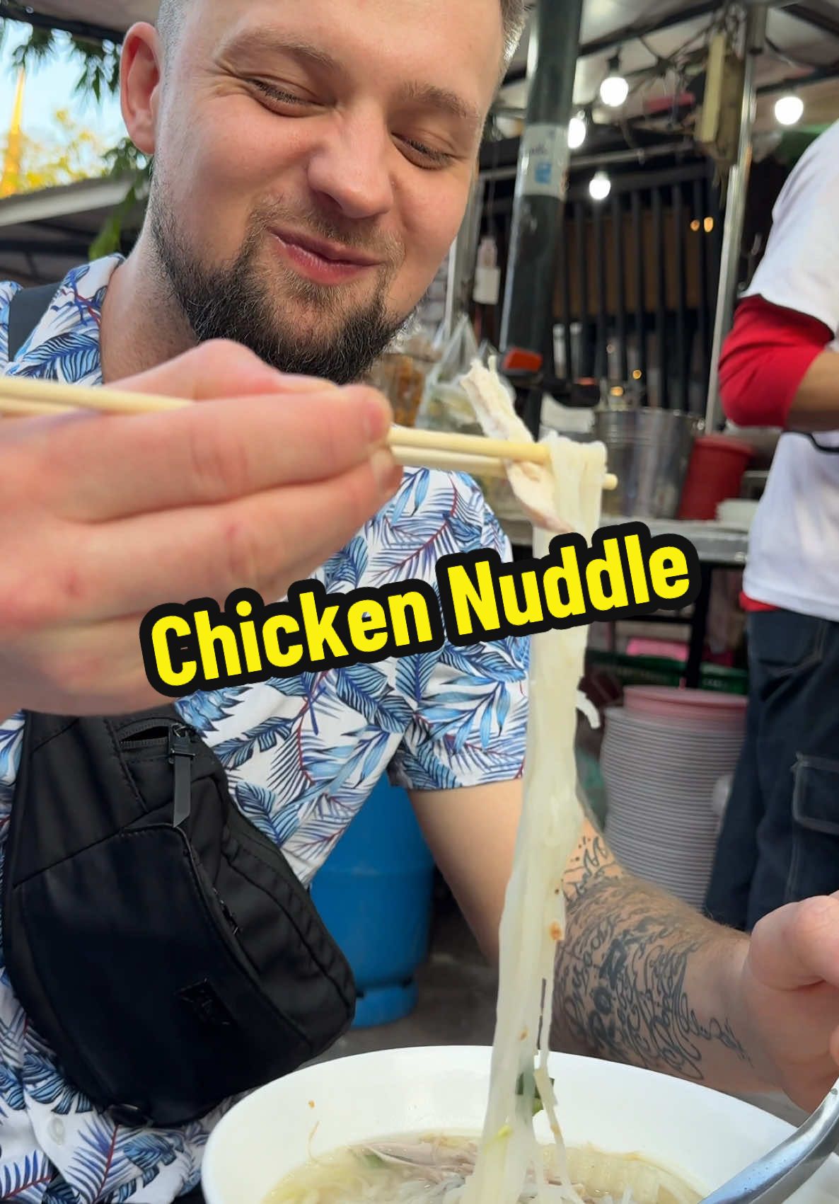Co donpoprawy? na Jakie pytania potrzebujecie odpowiedzi? dajcie znać w komentarzu!🤭 #Bangkok #zabójczopyszne #jedzenie #pyszne #mniam