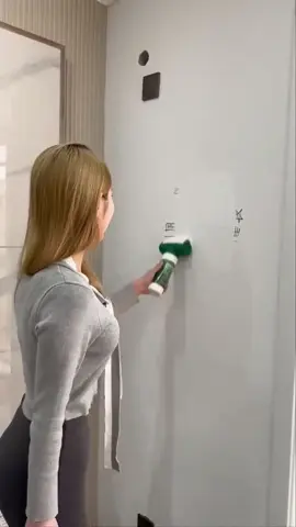 Do stains on the walls of your home bother you? Small and convenient roller paint to help you solve!#rollerpaint #wall #renovation #wallpaper #painting#DIY #white #shopping #scribble #scratch #DIYDecor #HomeMakeover #PaintTransformation #BeforeAndAfter #PaintingHacks #EasyPainting #ColorInspo #RoomRenovation #PaintChallenge #QuickDIY  