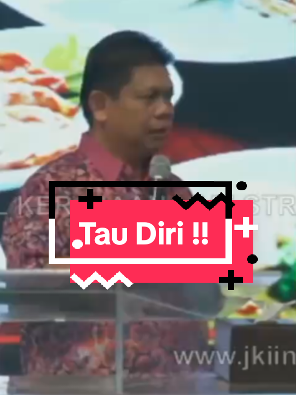 Sadar dirilah kalau kamu tuh gabisa kalo ga deket Tuhan!! Kalo banyak kekurangan jangan malah sombong! Malah alasan gamau ibadah, gamau baca alkitab,berdoa  karena ngerasa ga layak di hadapan Tuhan! Woi justru saking banyaknya kekuranganmu itu, kamu harus lebih lebih dekat sama Tuhan. Ingat ya TAU DIRI siapa yang BUTUH DITOLONG!! #petrusagungpurnomo #firmantuhan #hariini #kristen #genz #genalpha #kotaberimanchurch #kobeworship #fyp 