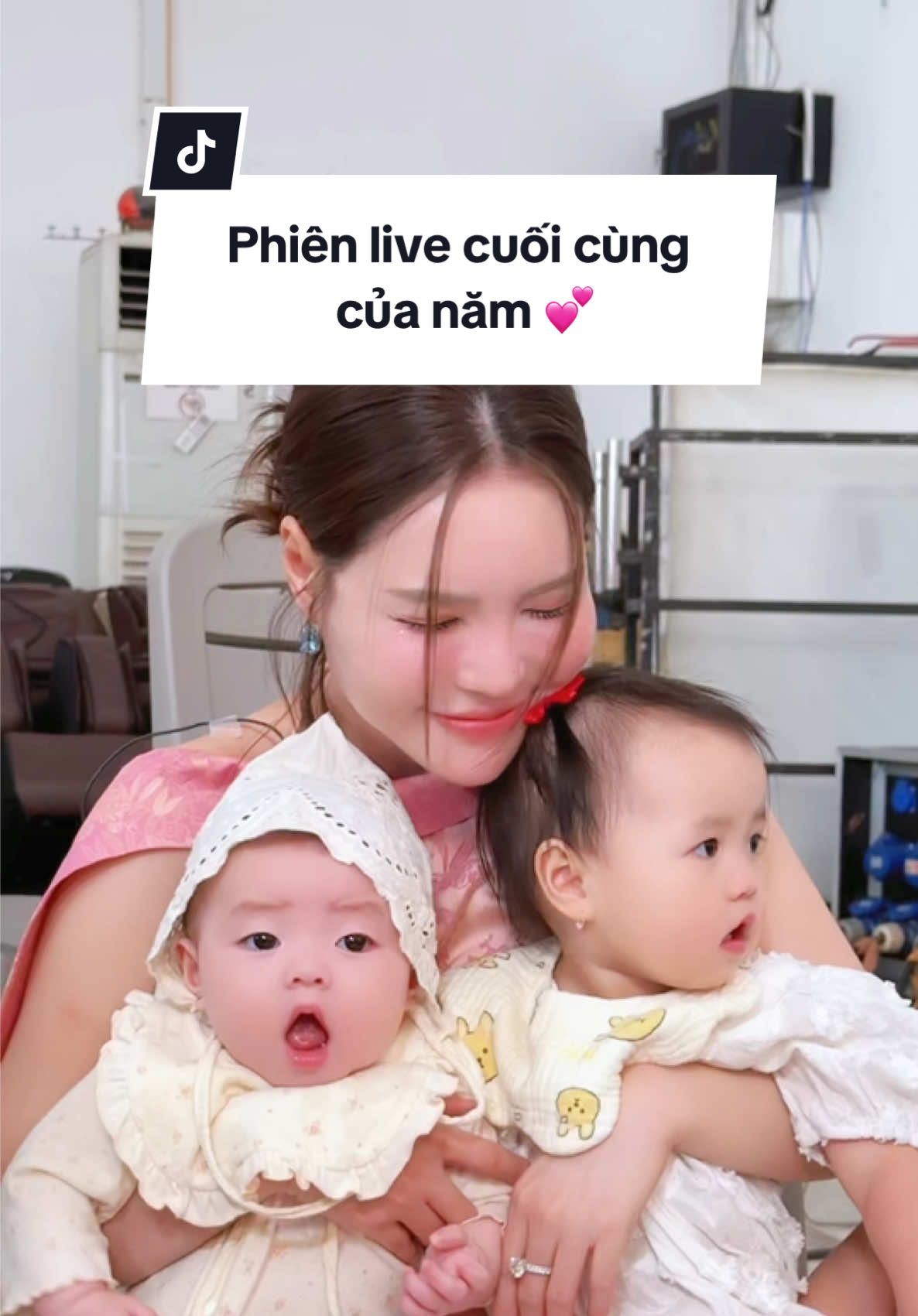 Thấy bà Dương bữa này kì kì sao á ta…kì này chắc tui là bình phong quá 😇 @Trần Tuấn Dương 