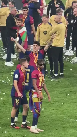 #انا_مين_انا_بابا #اكسبلور #لامين_يامال #برشلونة #ريال_مدريد 