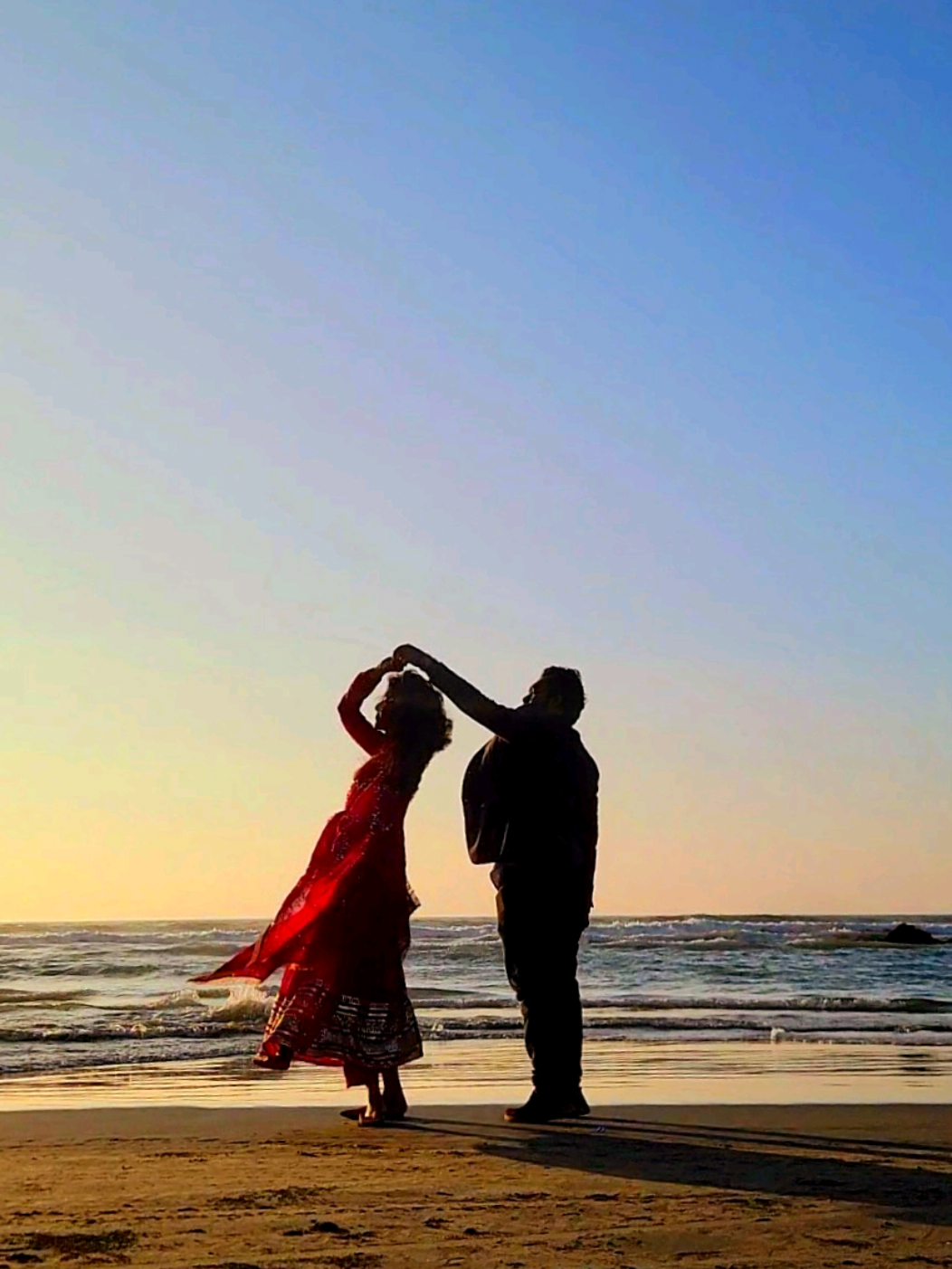 Living the dream Life with the most beautiful girl in the world❤️🫰🥰😌☀️🌻 . . . . .  #foryoupage #foryou #fyp #trending #trendingsong #trendingvideo #couple #couplegoal #sqiudgame #jhol 